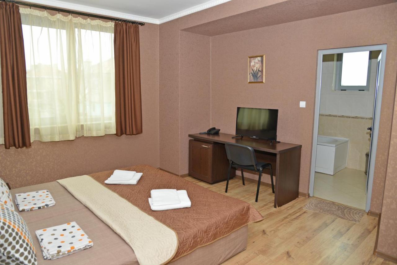 Dream Hotel Sliven Екстер'єр фото