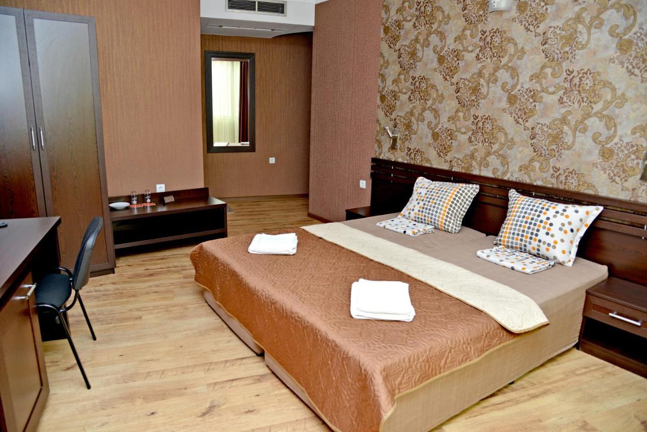 Dream Hotel Sliven Екстер'єр фото